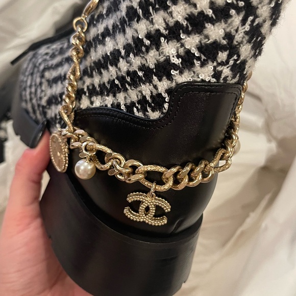 Chanel Tweed Boots - Picture 2 of 8
